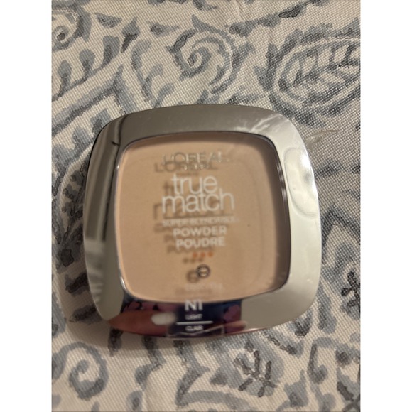 Other - L'Oreal True Match Super-Blendable Powder~N1 Light~SQUARE